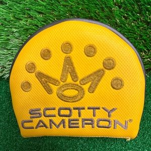 Used Scotty Cameron Design Milled RH Mallet Putter Headcover